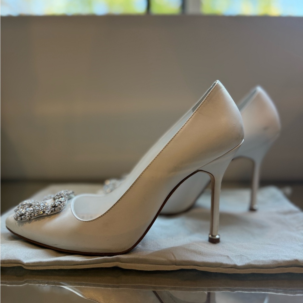 Manolo Blahnik HANGISI White Calf Leather Jewel Buckle Pumps